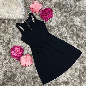 🌸HP Cynthia Rowley Fit & Flare Dress Women size S